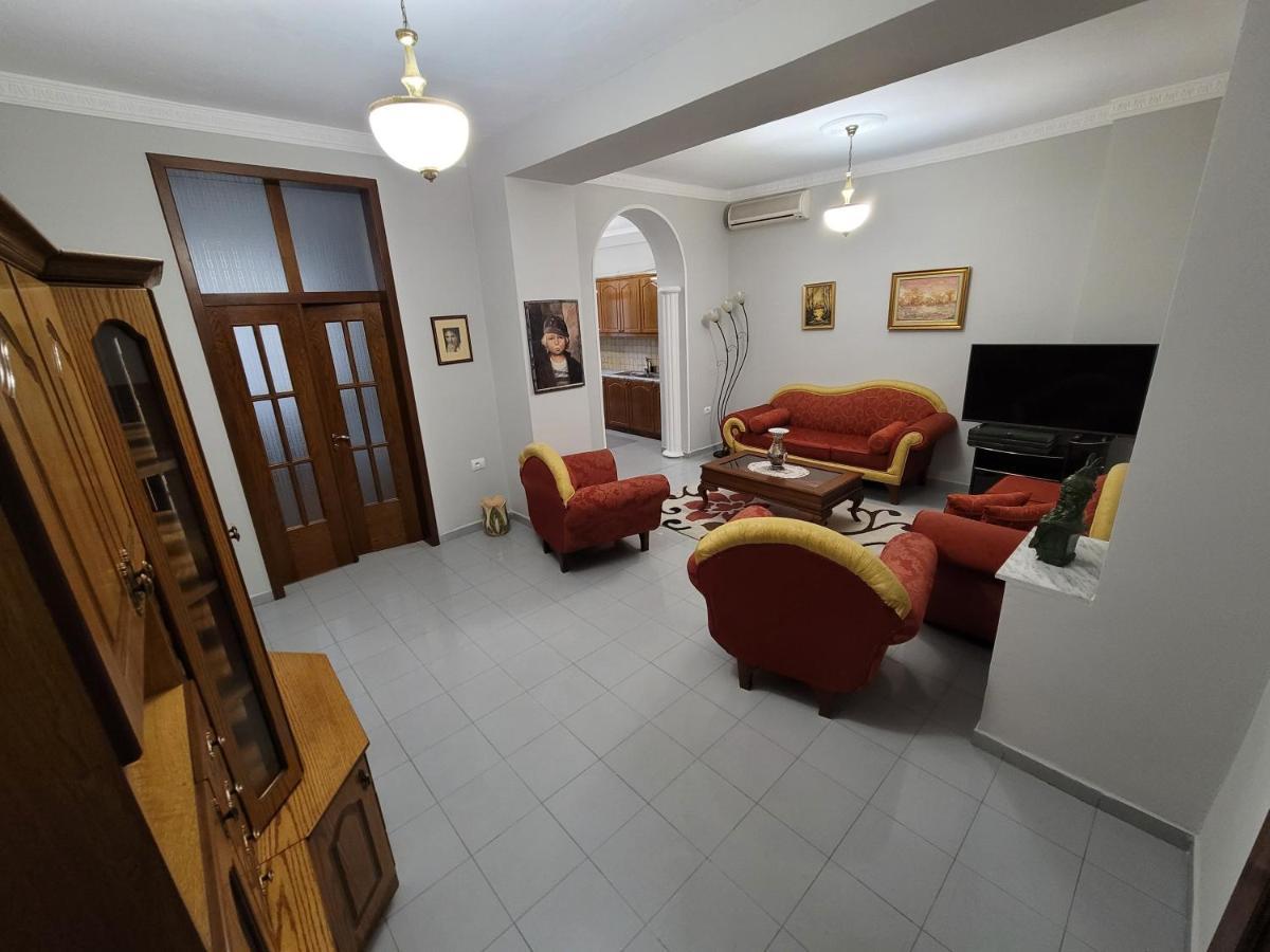 Apartment Heart Of *